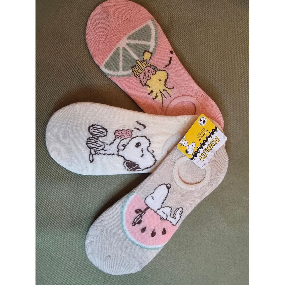 NWT Peanuts Women's multi 3 pack Socks
